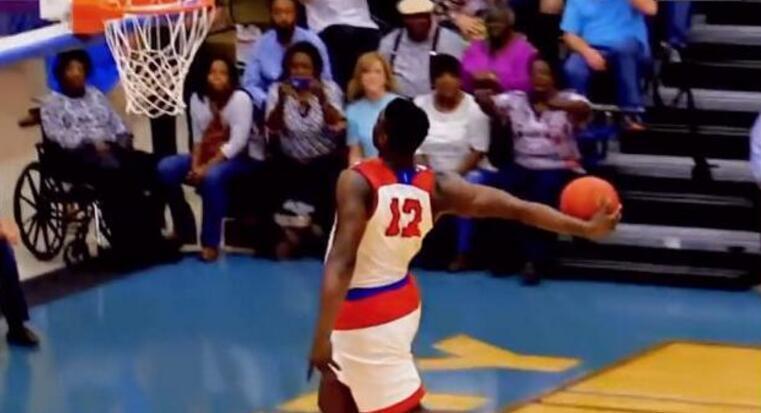 状元秀，锡安·威廉森（Zion Williamson）