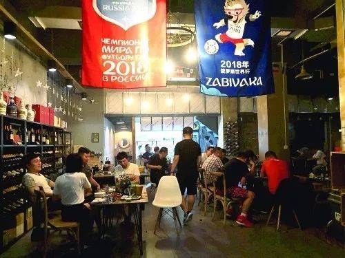 季后赛上海VS深圳视频直播，熬夜看球前，这份攻略比啤酒烤串更实在